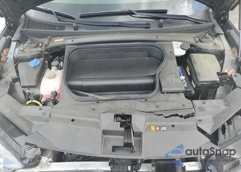 2023 Hyundai Ioniq 6 Limited from USA, damaged, VIN KMHM54AA7PA049438